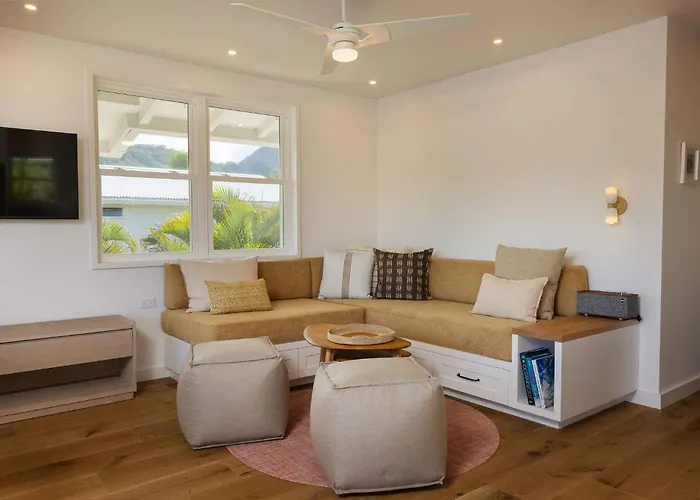Cottage Two - Private Riverfront Stay In Hanalei