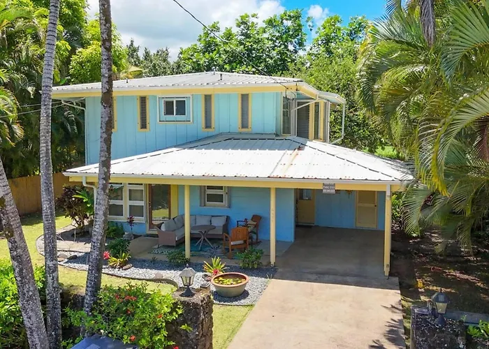 5 Bed House Walk To Shops Beach And Restaurants